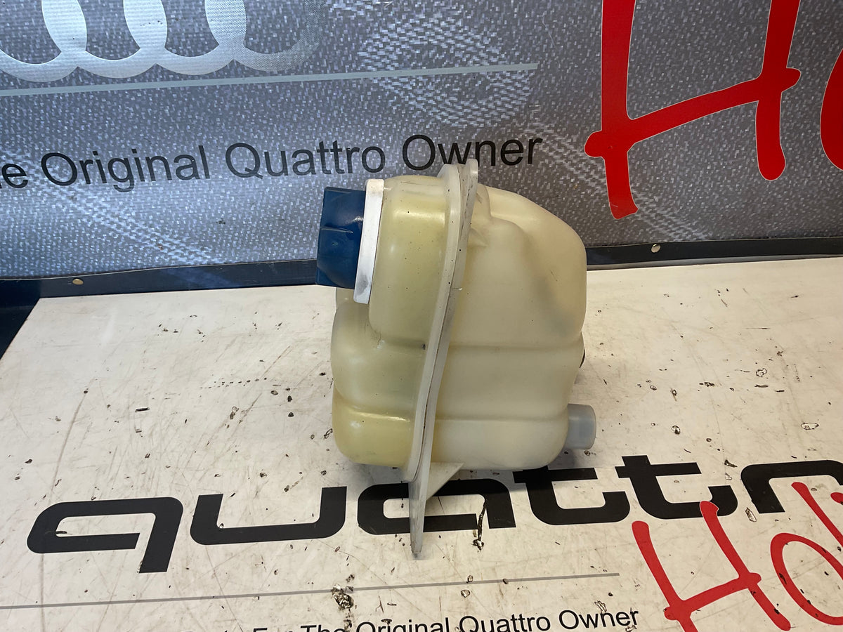 Expansion/ Coolant Tank Reservoir 4D0121403D  D2