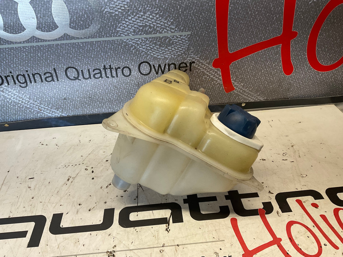 Expansion/ Coolant Tank Reservoir 4D0121403D  D2
