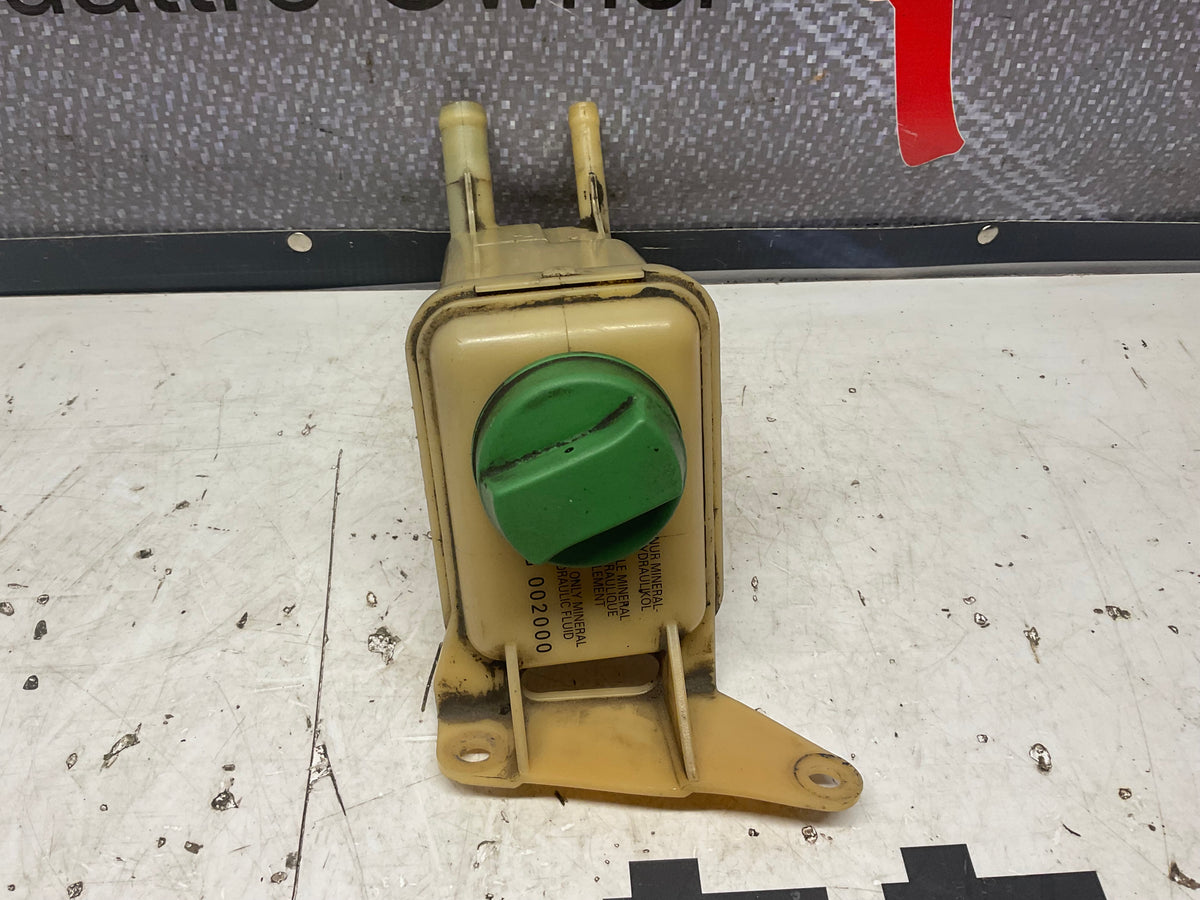 Power Steering Fluid Reservoir 8D0422373C  B5  C5