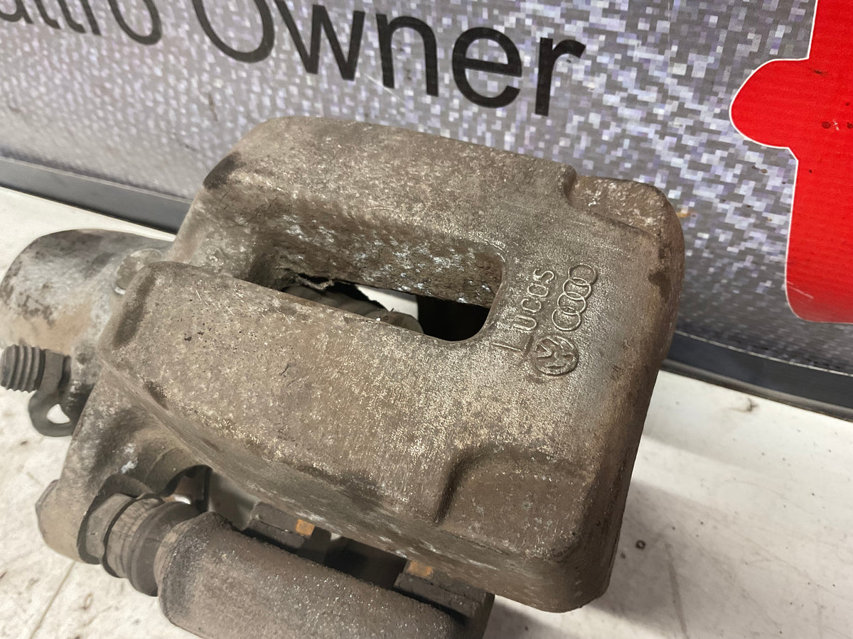 Passenger Rear Brake Caliper Right  4D0615424E  D2  Lucas