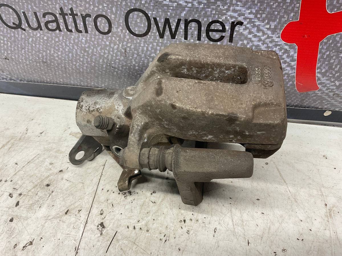 Passenger Rear Brake Caliper Right  4D0615424E  D2  Lucas