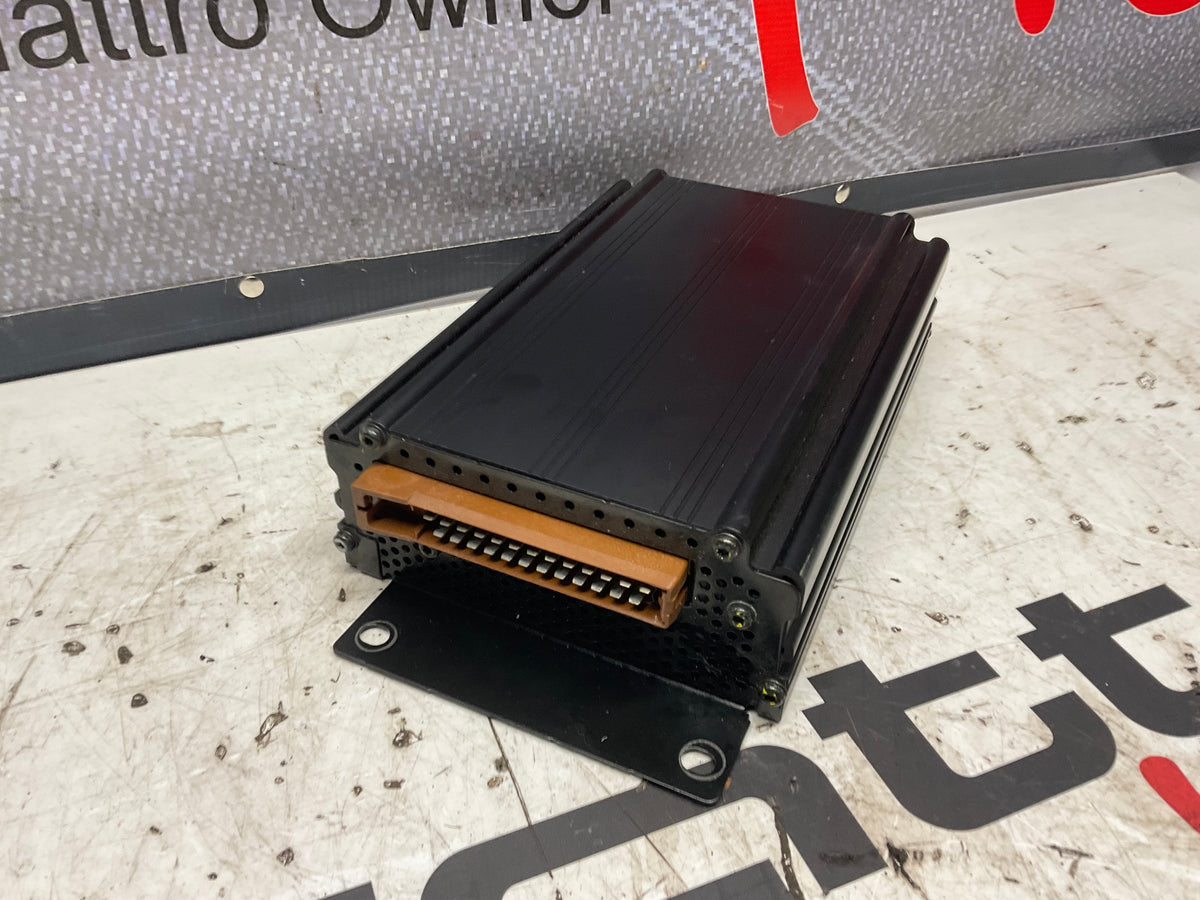 Bose Audi Amplifier 294009  C5 B5 D2