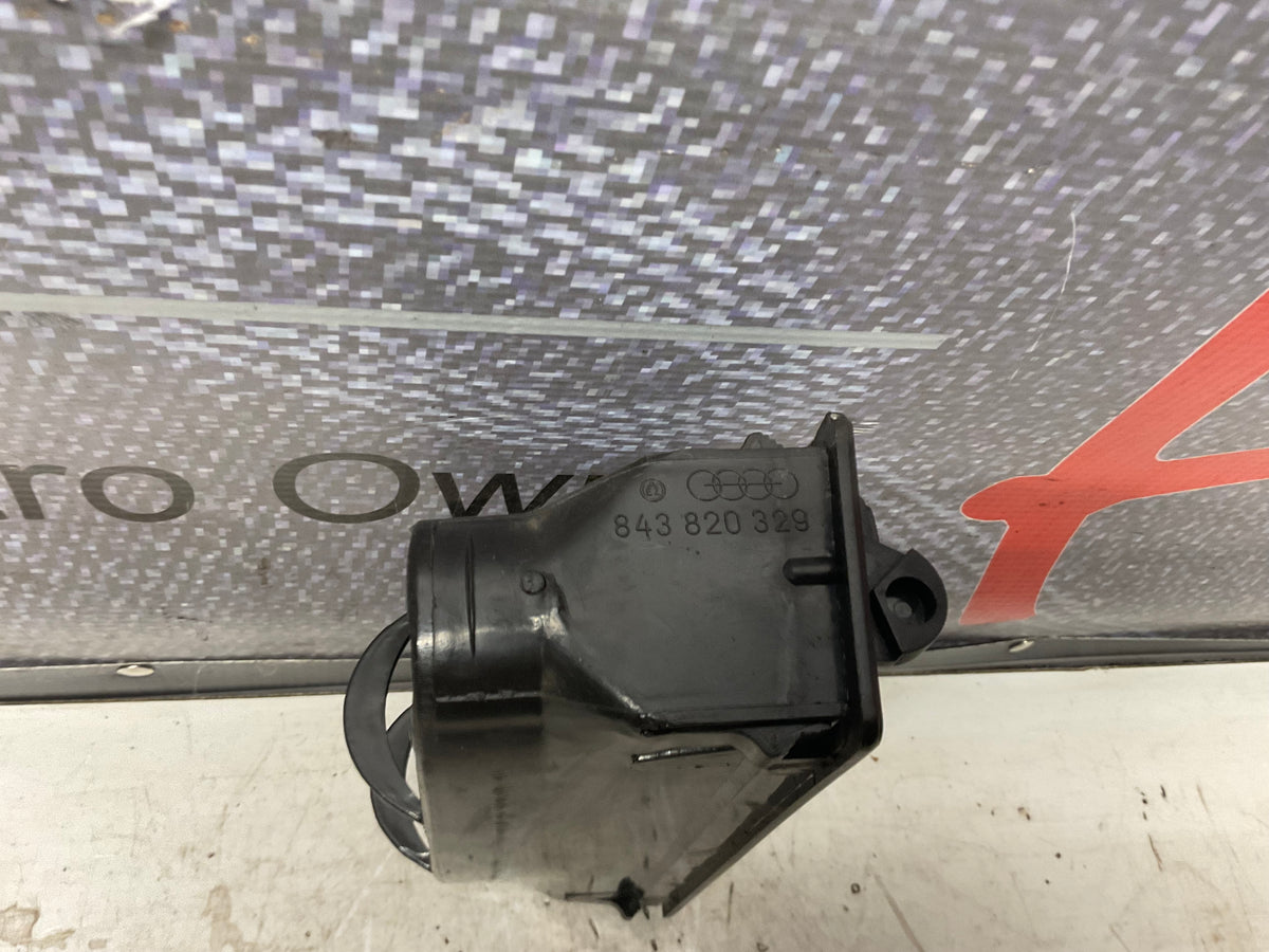 Center Dash Air Vent 843820329  B2  Brown