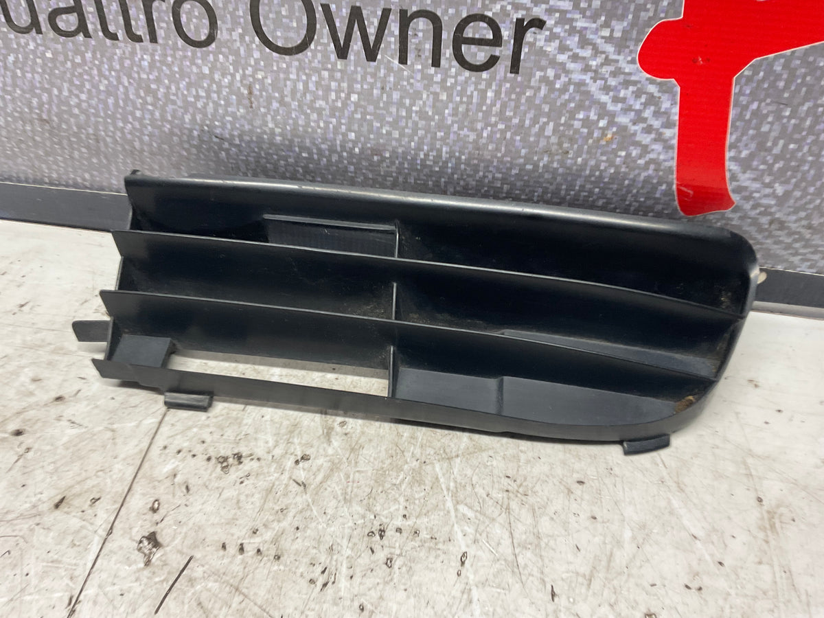 Front Bumper Lower Grill Left 811853667D  B2