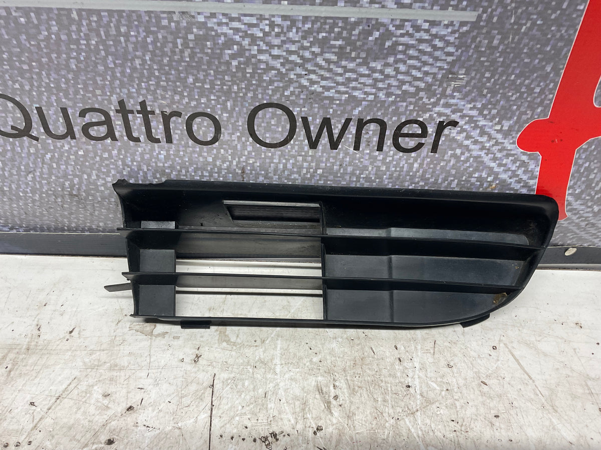 Front Bumper Lower Grill Left 811853667D  B2