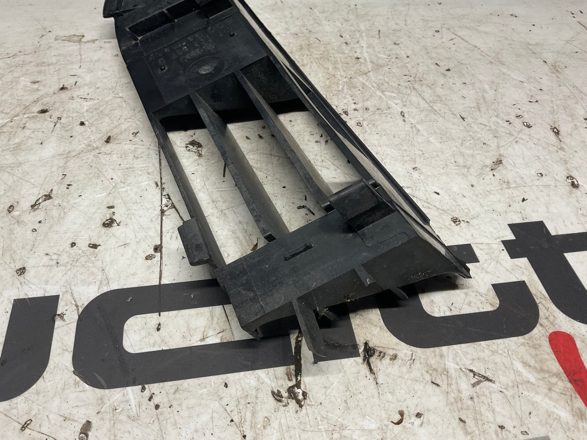 Front Bumper Lower Grill Left 811853667D  B2