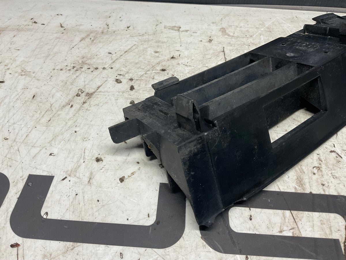 Front Bumper Lower Grill Left 811853667D  B2