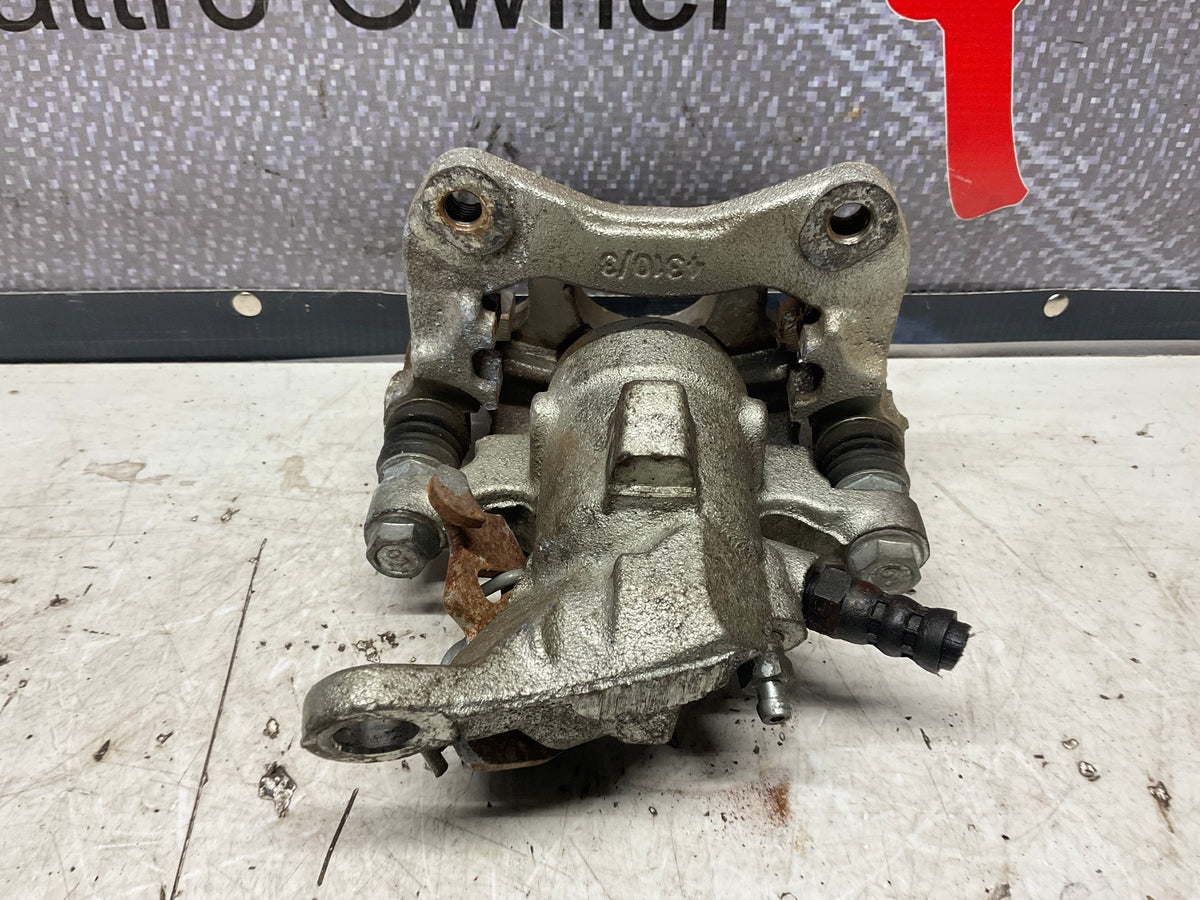 Passenger Rear Brake Caliper Right  853615423AX  B3  Lucas