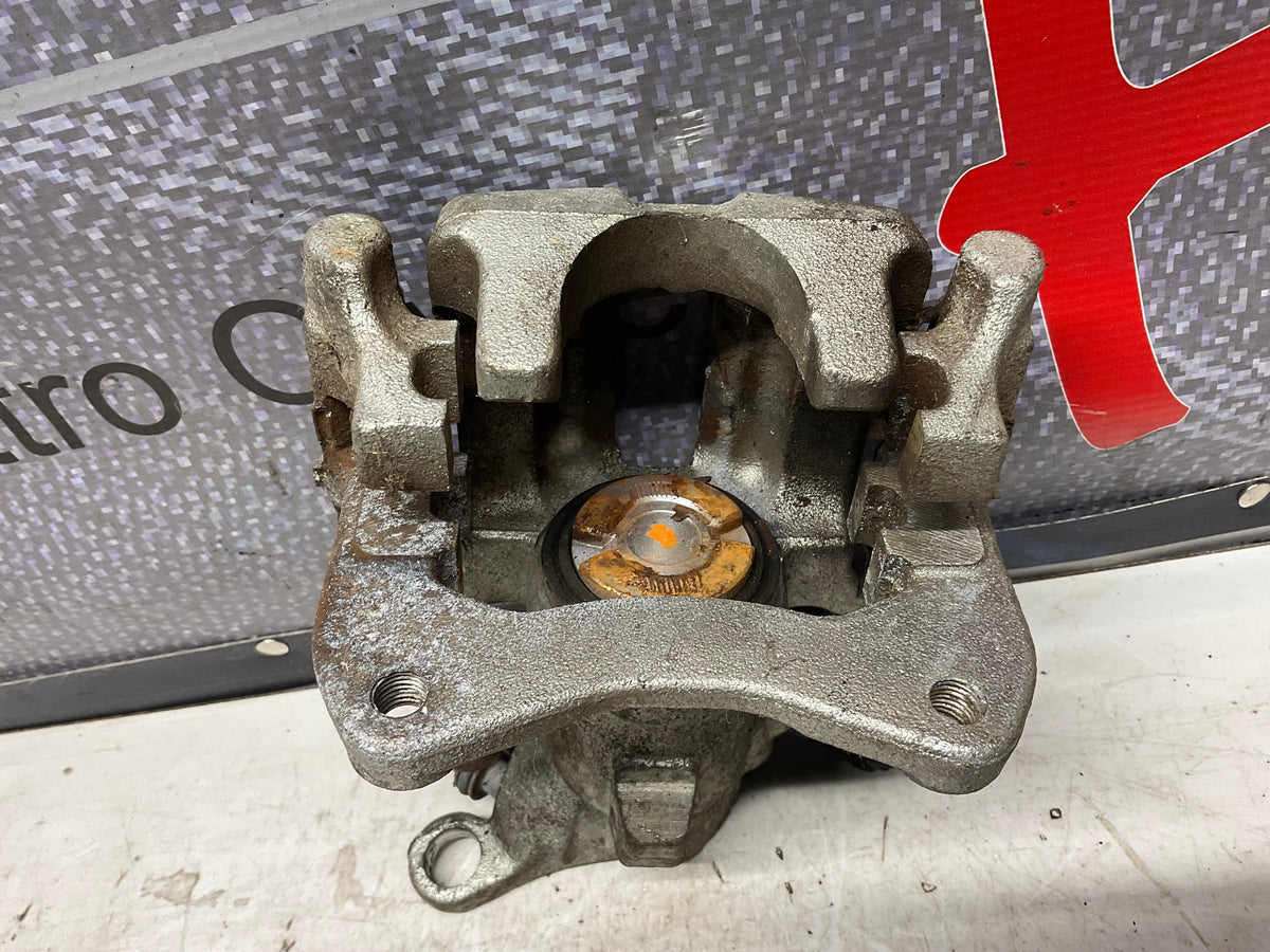 Passenger Rear Brake Caliper Right  853615423AX  B3  Lucas