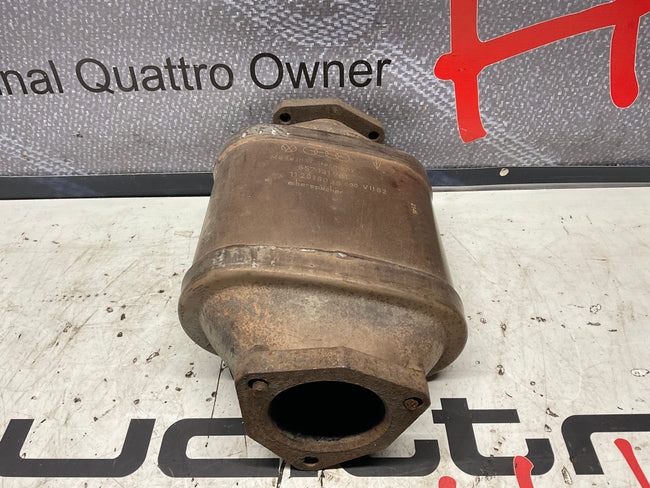 Catalytic Converter  857131701  URQ  B2