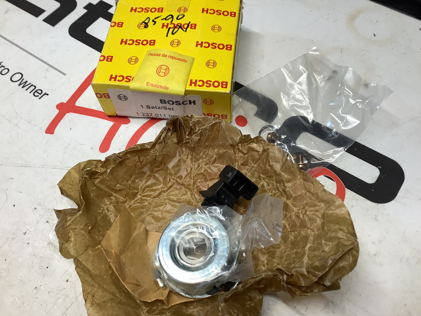 Distributor Hall Sender Kit 035905065A  Bosch NOS