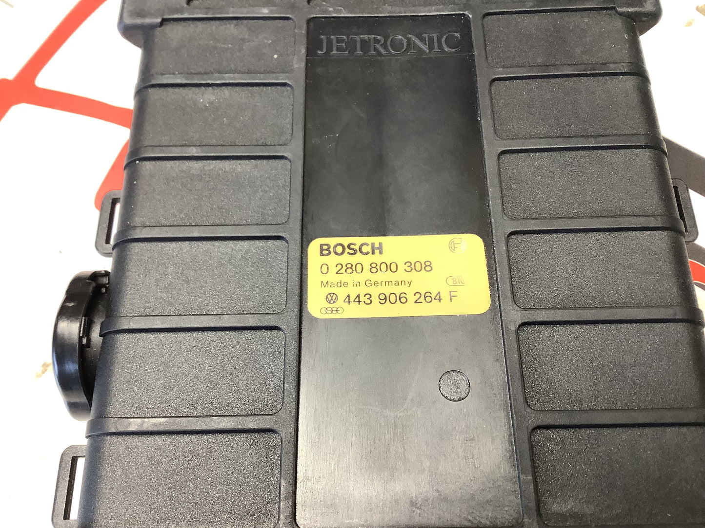Engine Control Unit 443906264F Bosch