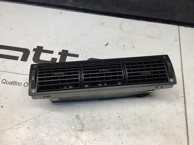 Center Dash Air Vent 4A1820951