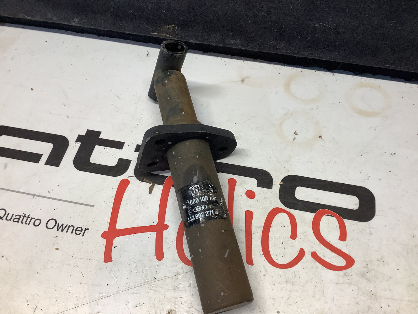 Front Bumper Shock Driver  443807271D