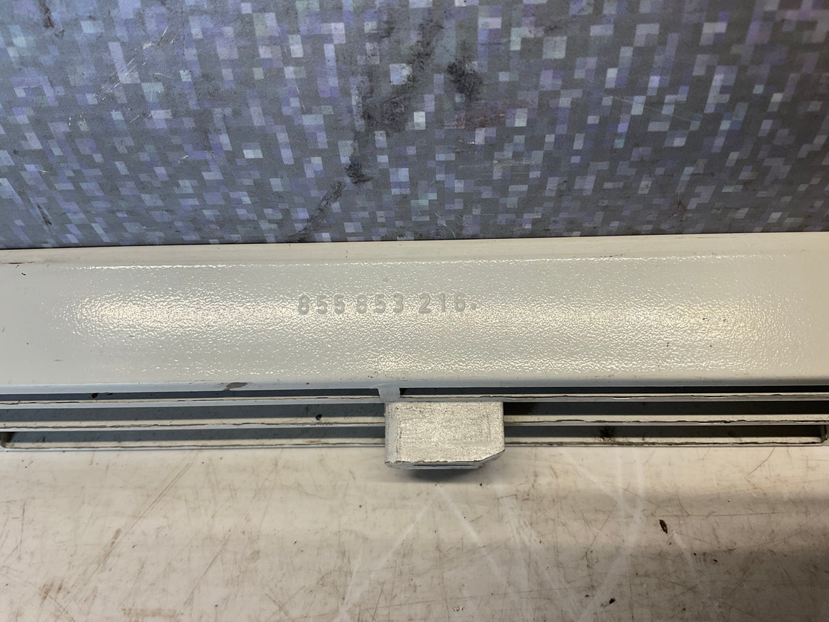 Driver Rear Quarter Vent Grill Left  855853216  B2  URQ