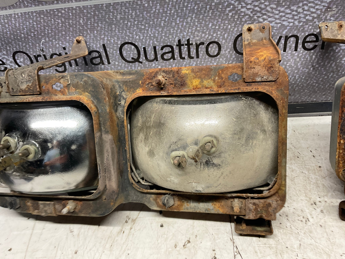 Early Quad Headlight Bracket Pair B2  4000 URQ Coupe