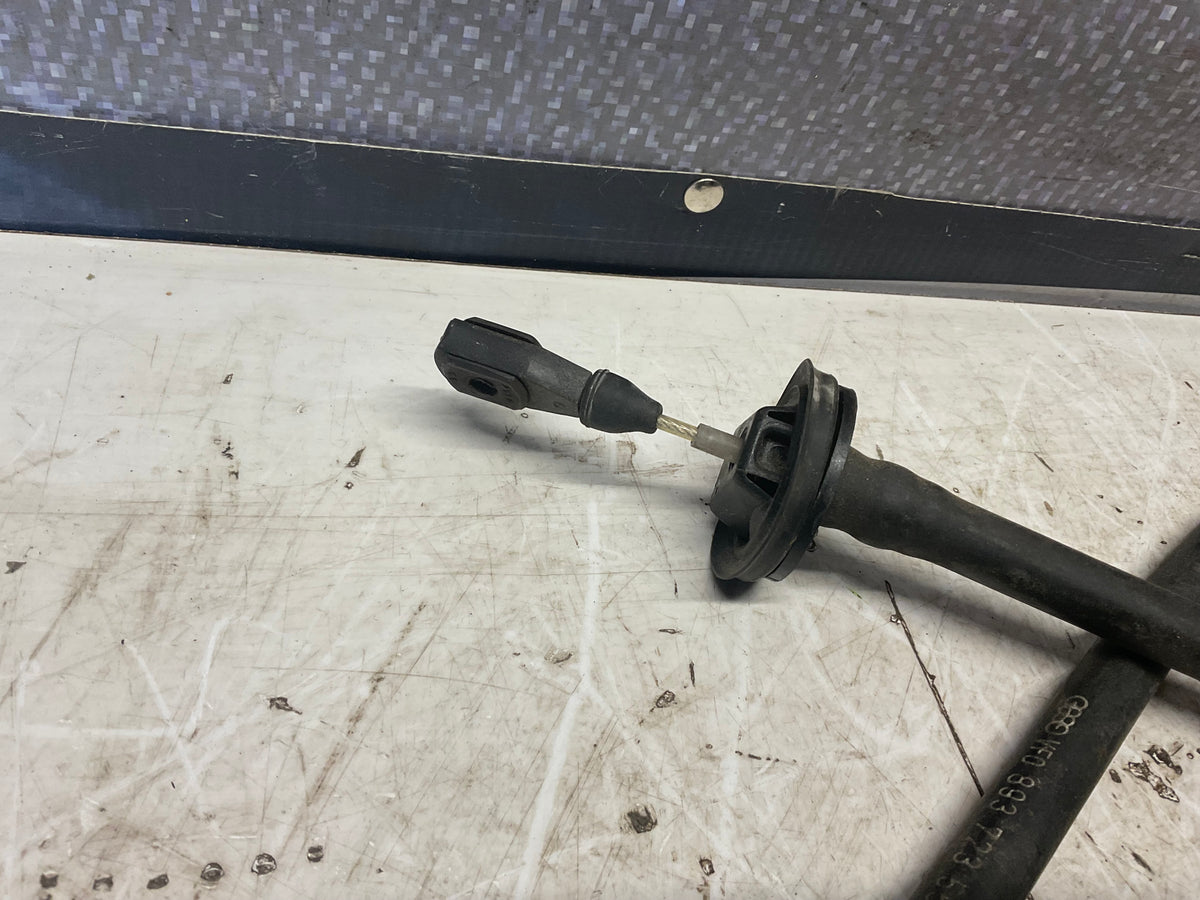 Accelerator Throttle Cable 893723555R  B3