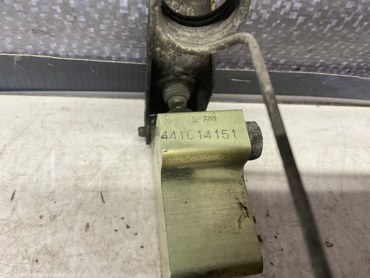 Brake Pressure Regulator  441614151  C3  D1