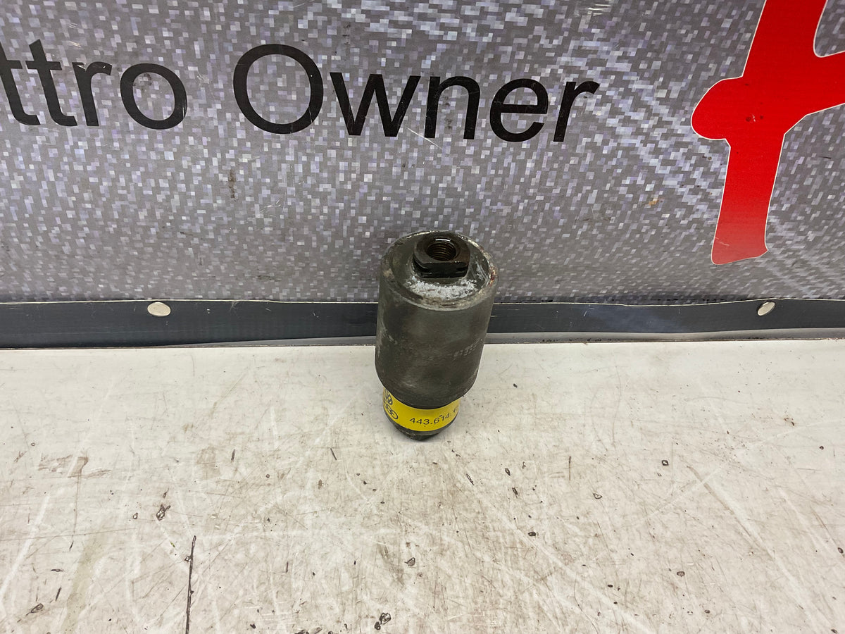 Rear Axle Brake Pressure Regulator  443614151E  C3  D1