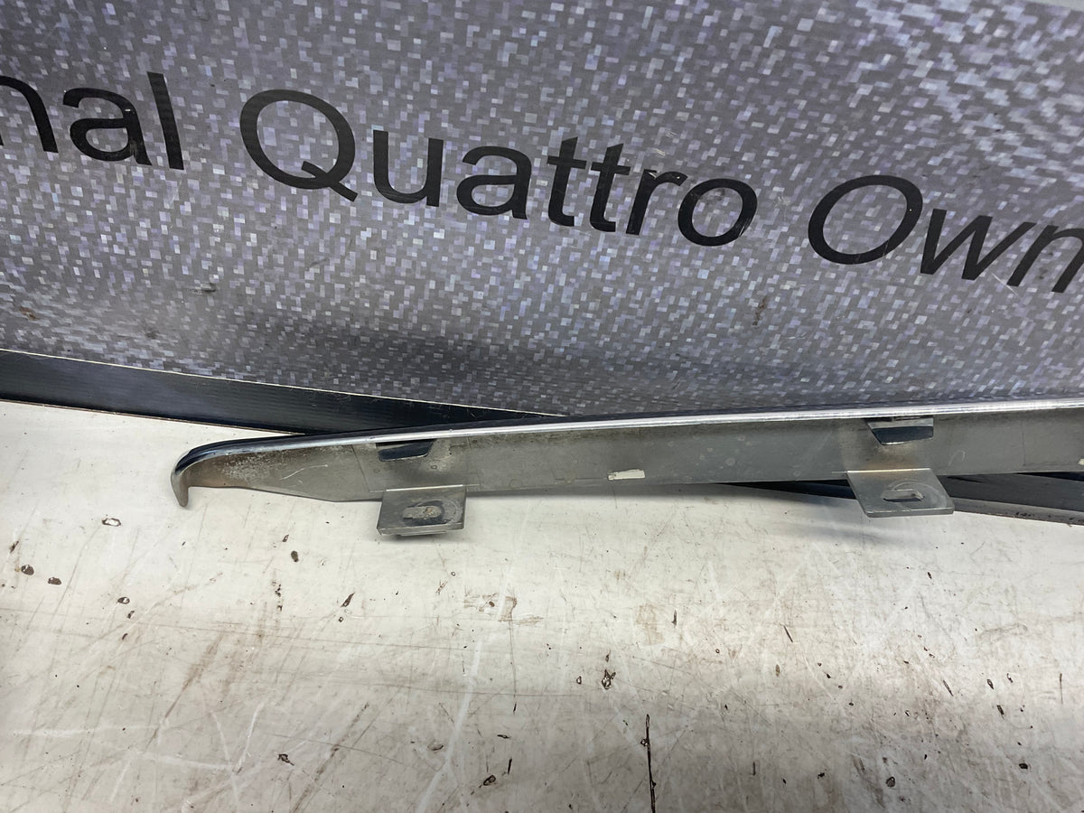 Passenger Front Bumper Trim Right 443807260E C3