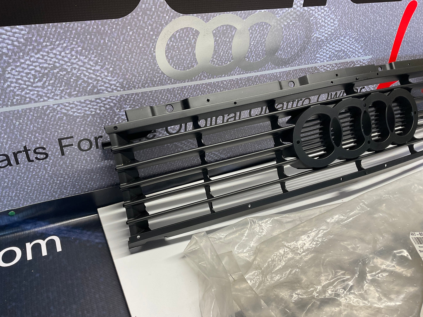 Front Grille 447853655C 01C  NOS