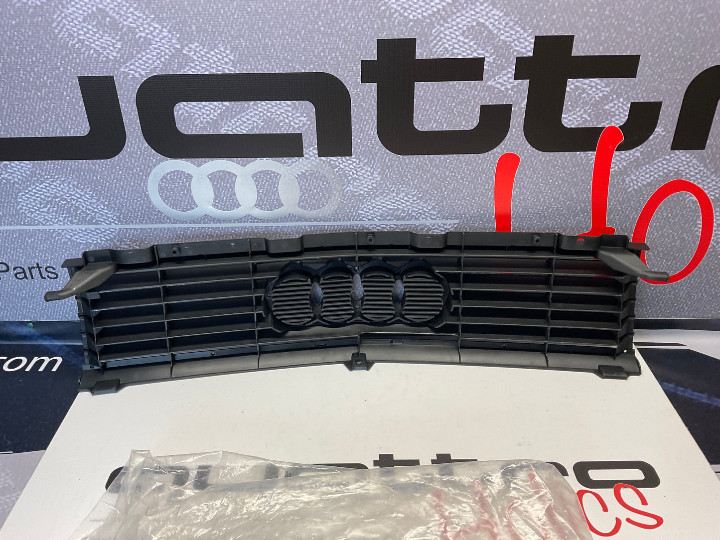 Front Grille 447853655C 01C  NOS