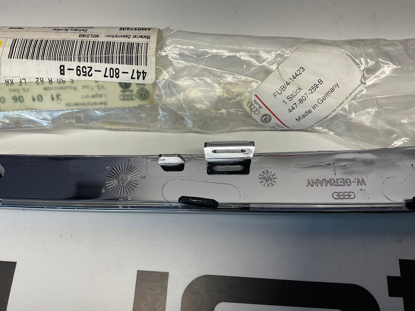Driver Front Bumper Trim 447807259B  NOS