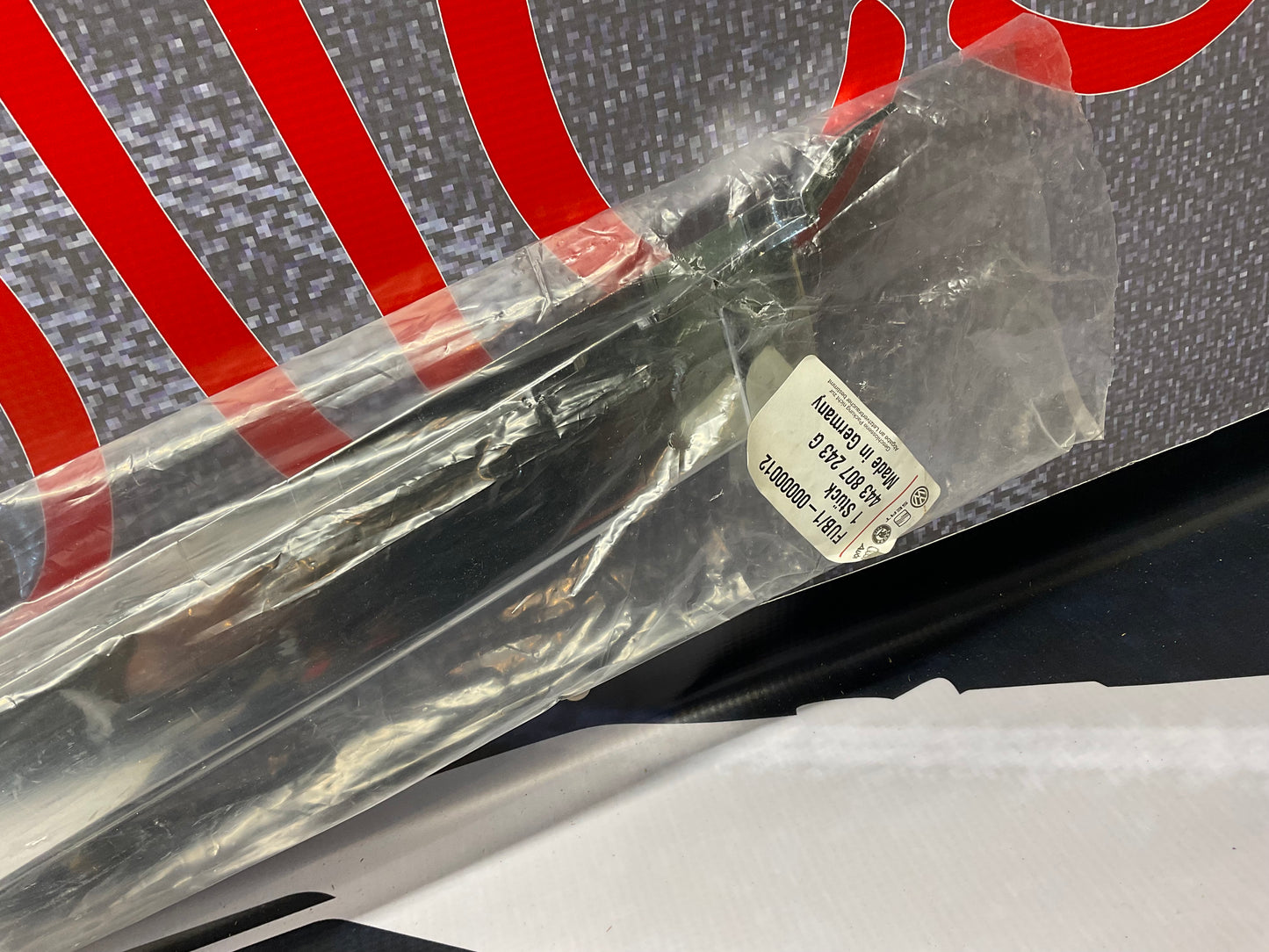 Front Bumper Center Trim 443807243G  NOS