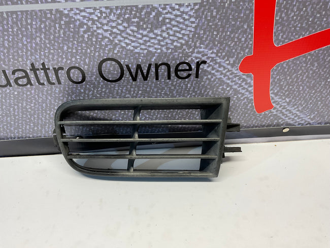 Passenger Front Bumper Lower Grill Cover 4A0807368 C4