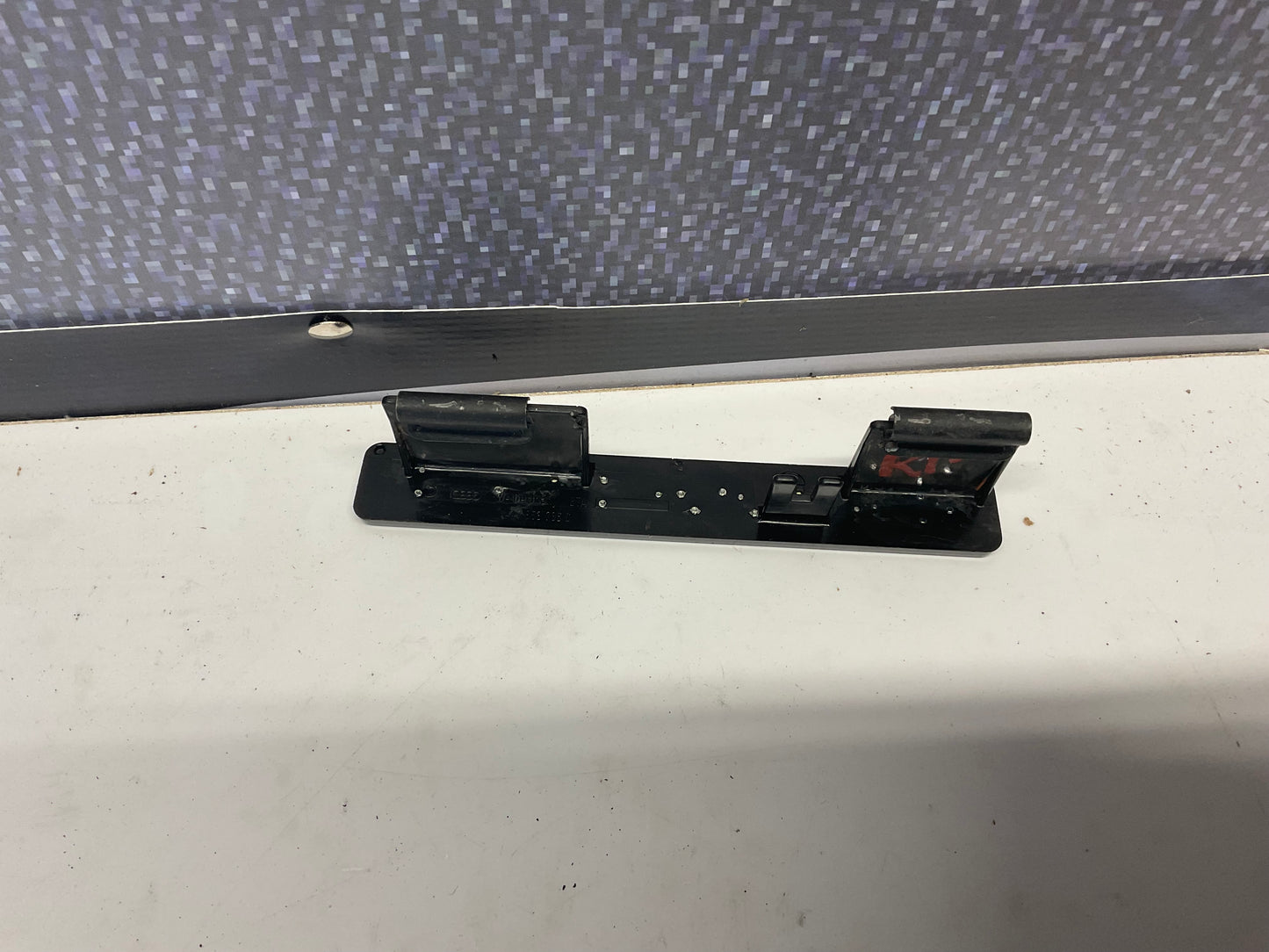 Quattro Grill Emblem Badge 447853736C