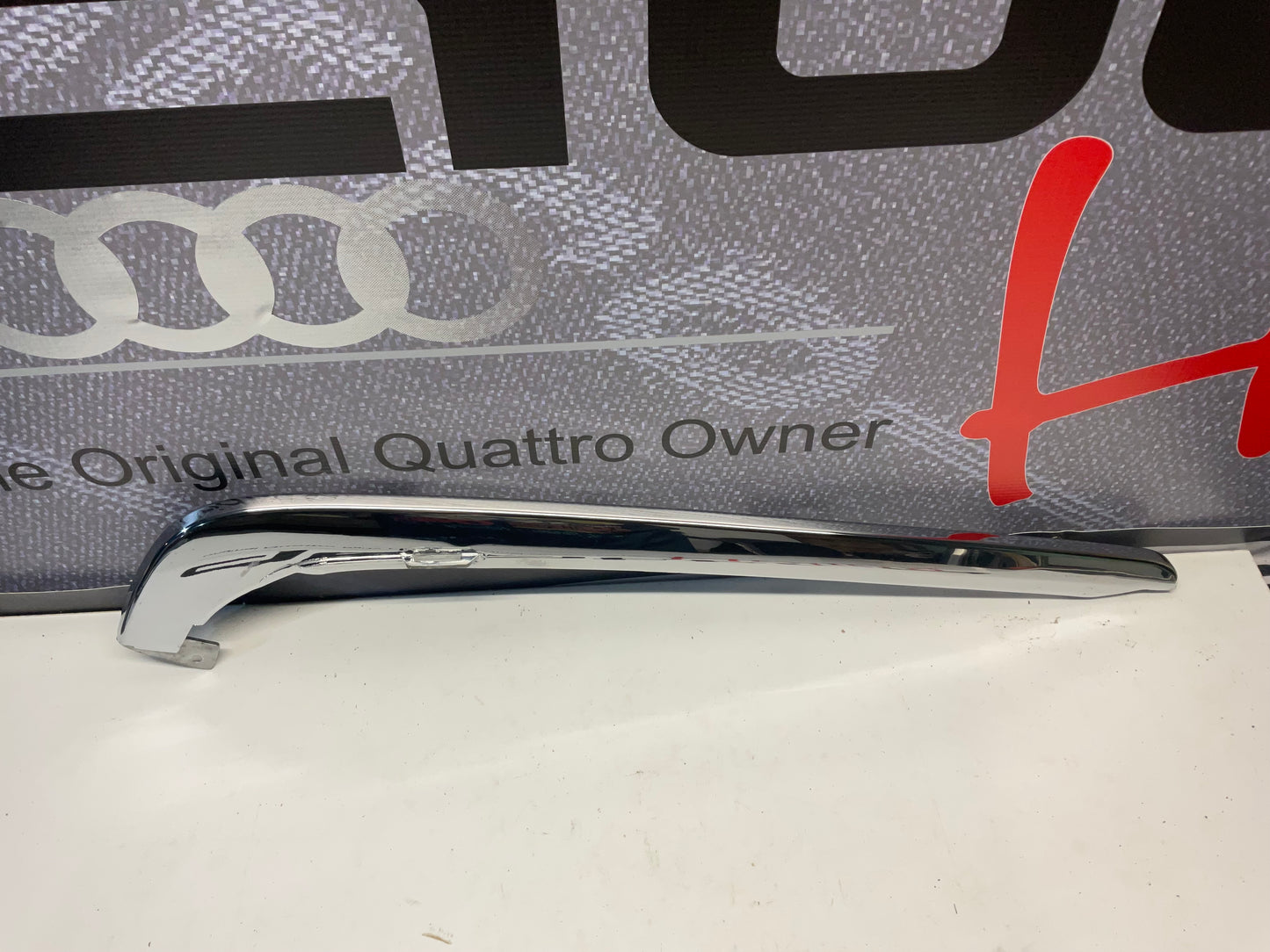 Passenger Front Bumper Trim 443807260K
