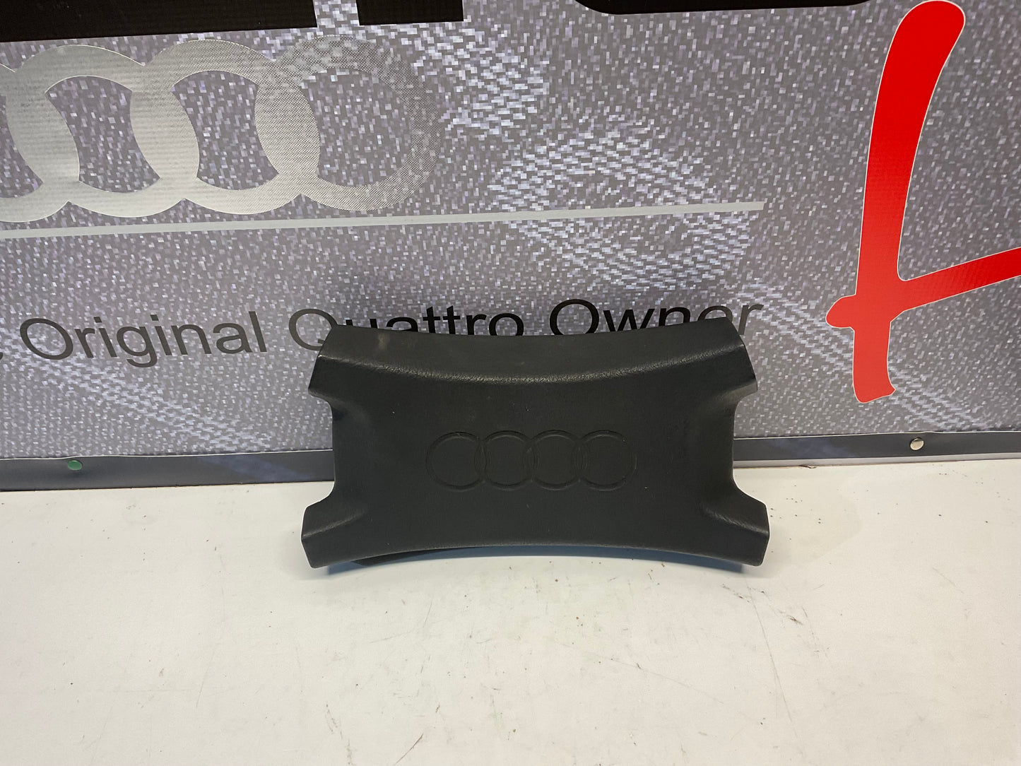 Steering Wheel Center Cover Horn 443951525A