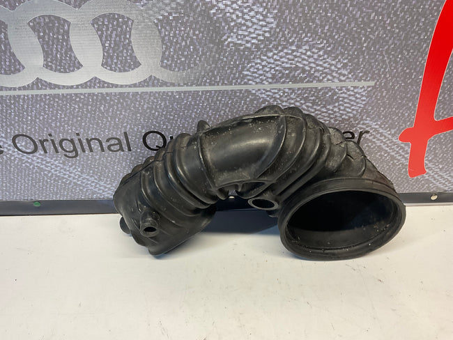 Fuel Distributor Air Intake Boot 035133357AD