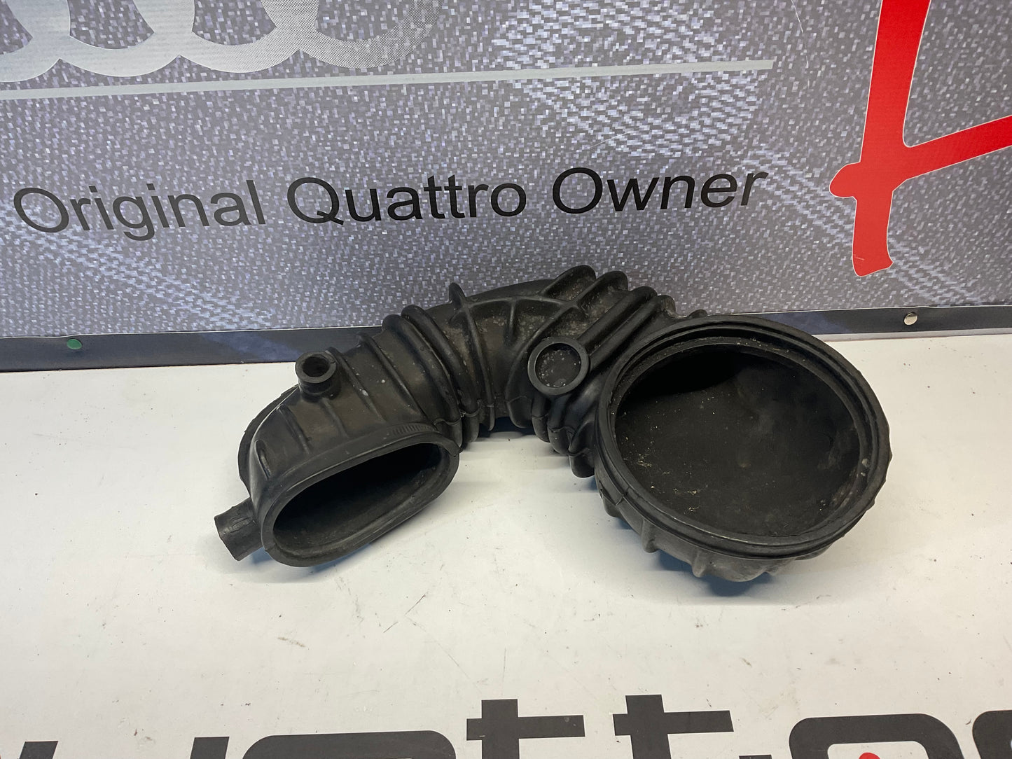 Fuel Distributor Air Intake Boot 035133357AD