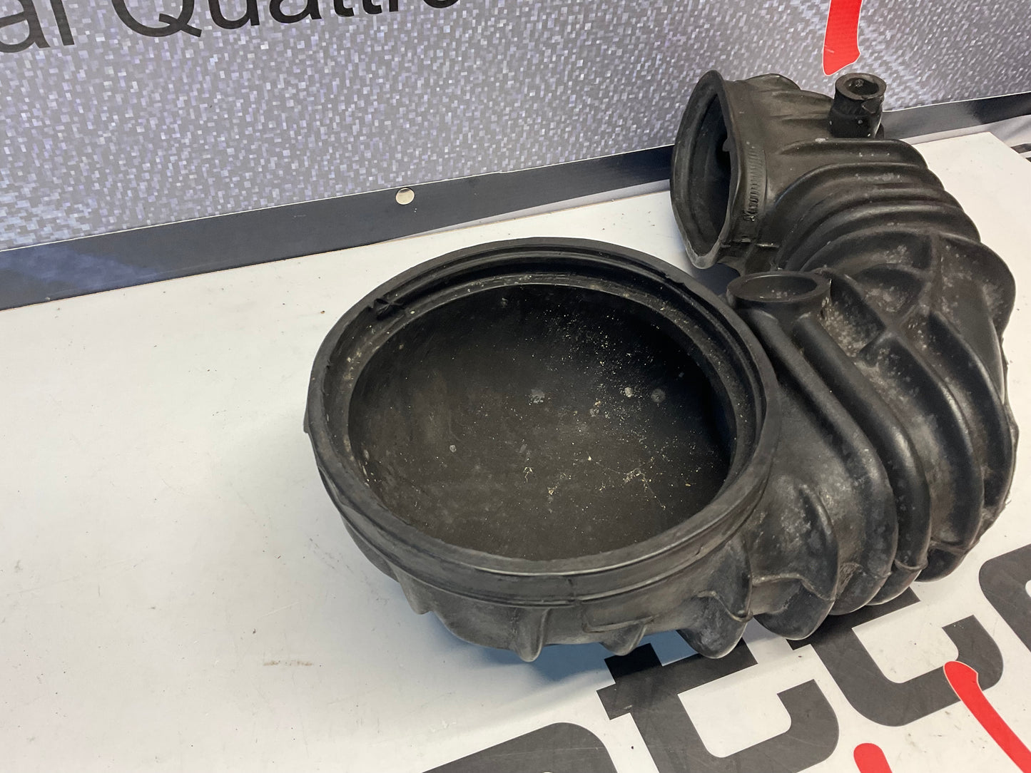 Fuel Distributor Air Intake Boot 035133357AD