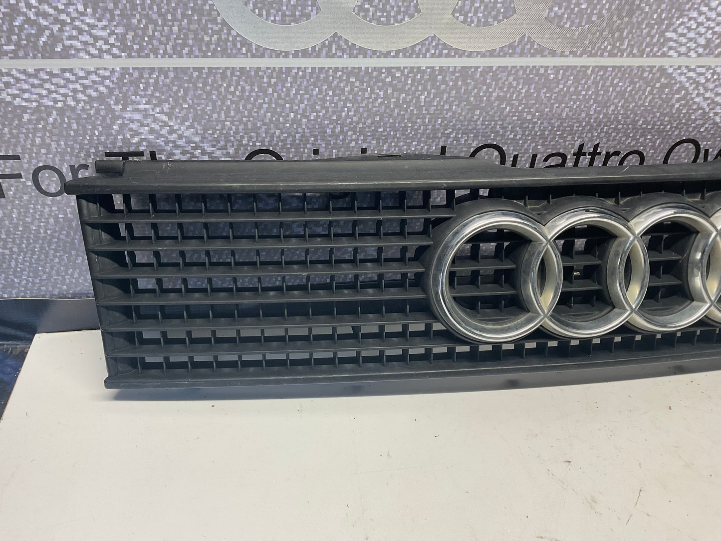 Front Grill 893853655B B3