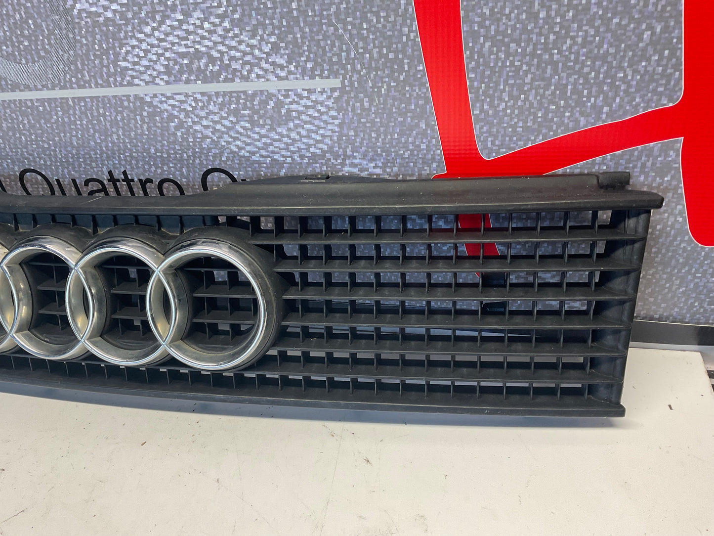 Front Grill 893853655B B3