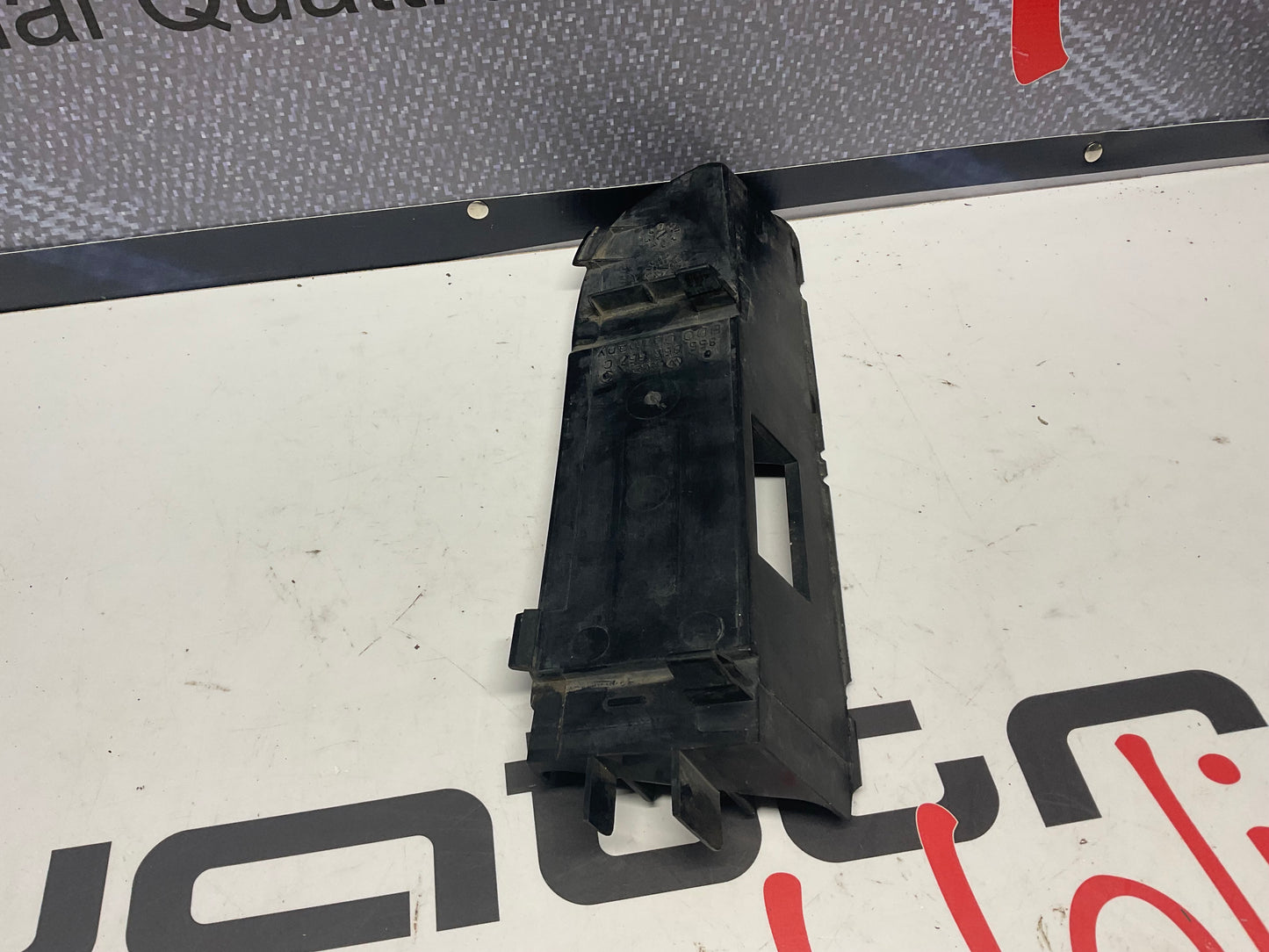 Front Bumper Lower Grill Left 855853667C  B2 Coupe