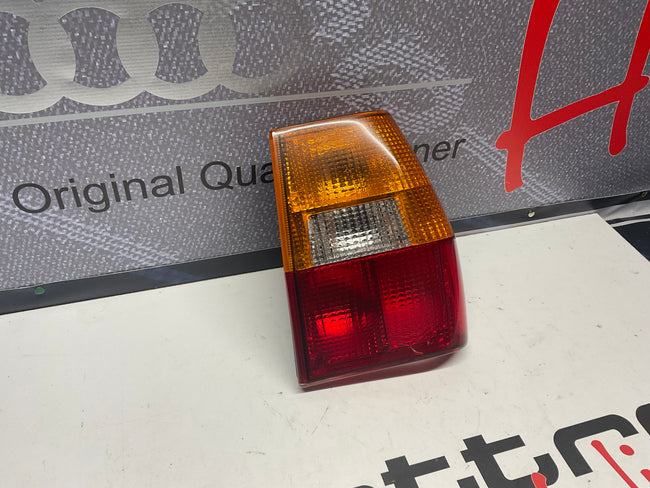 Passenger Taillight Right 855945218A B2 UR
