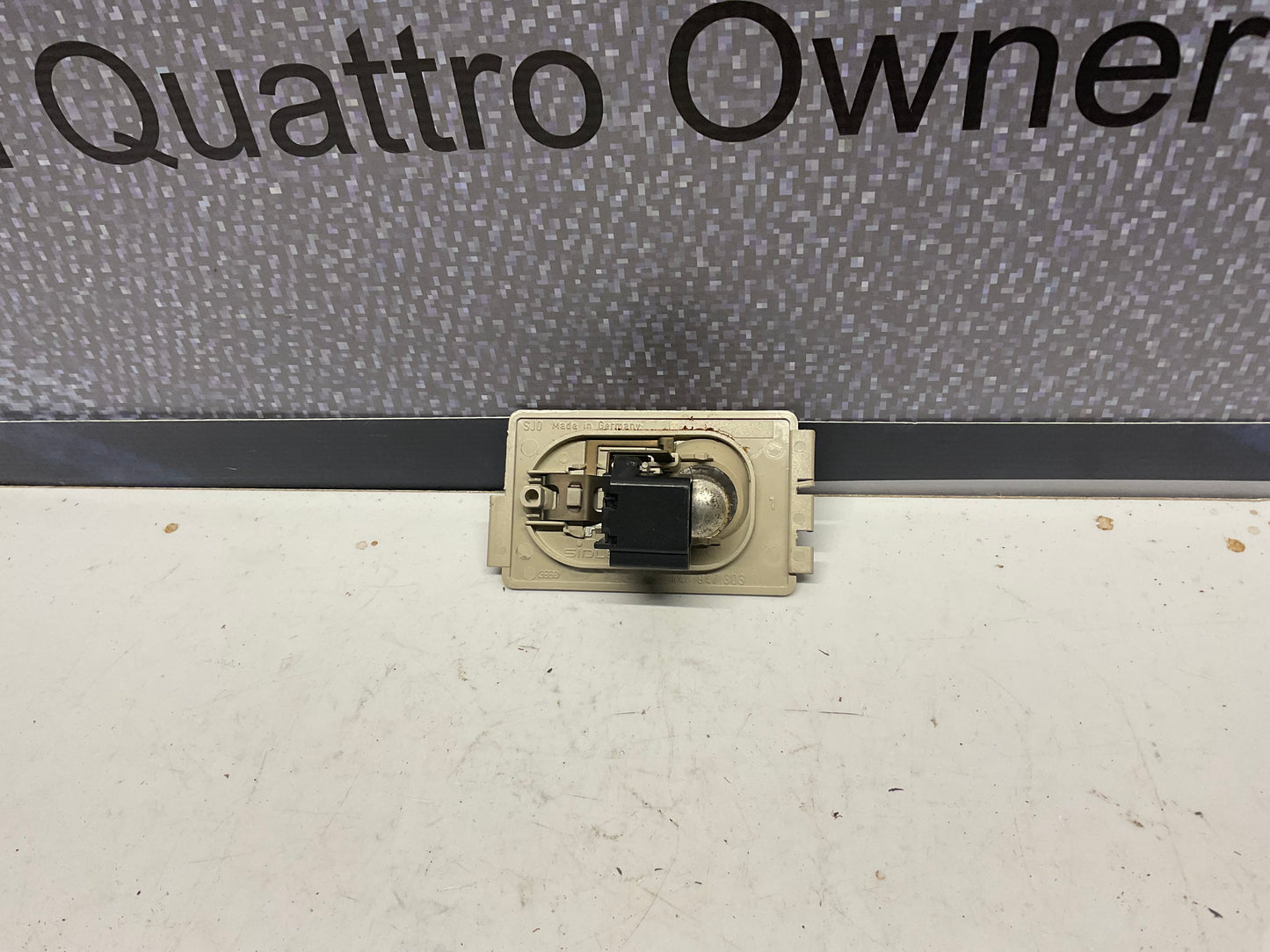 Interior Map Light Rear 443947303  C3