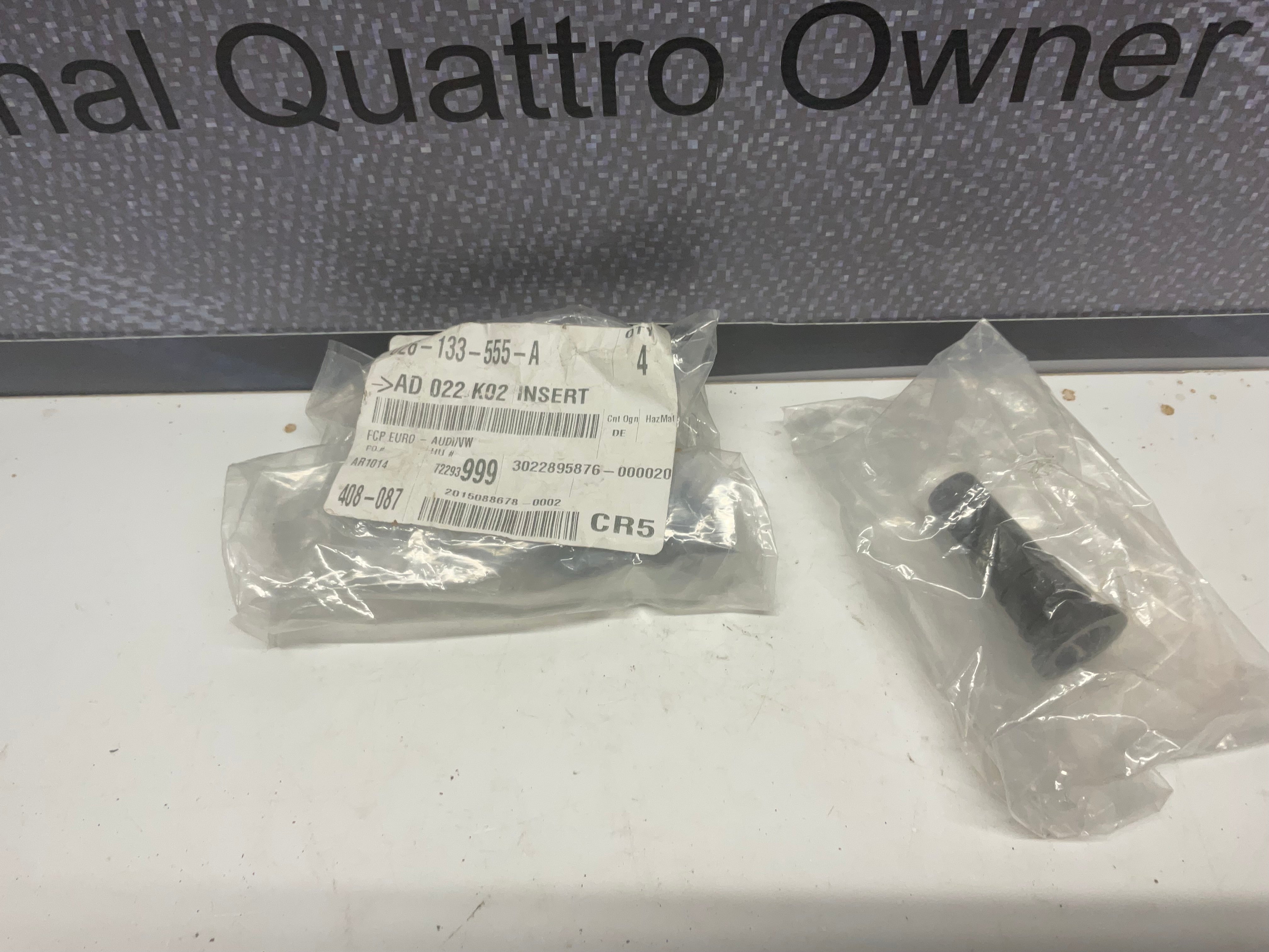 Injector Insert Sleeve Set of 5 NOS 026133555A – Quattroholics