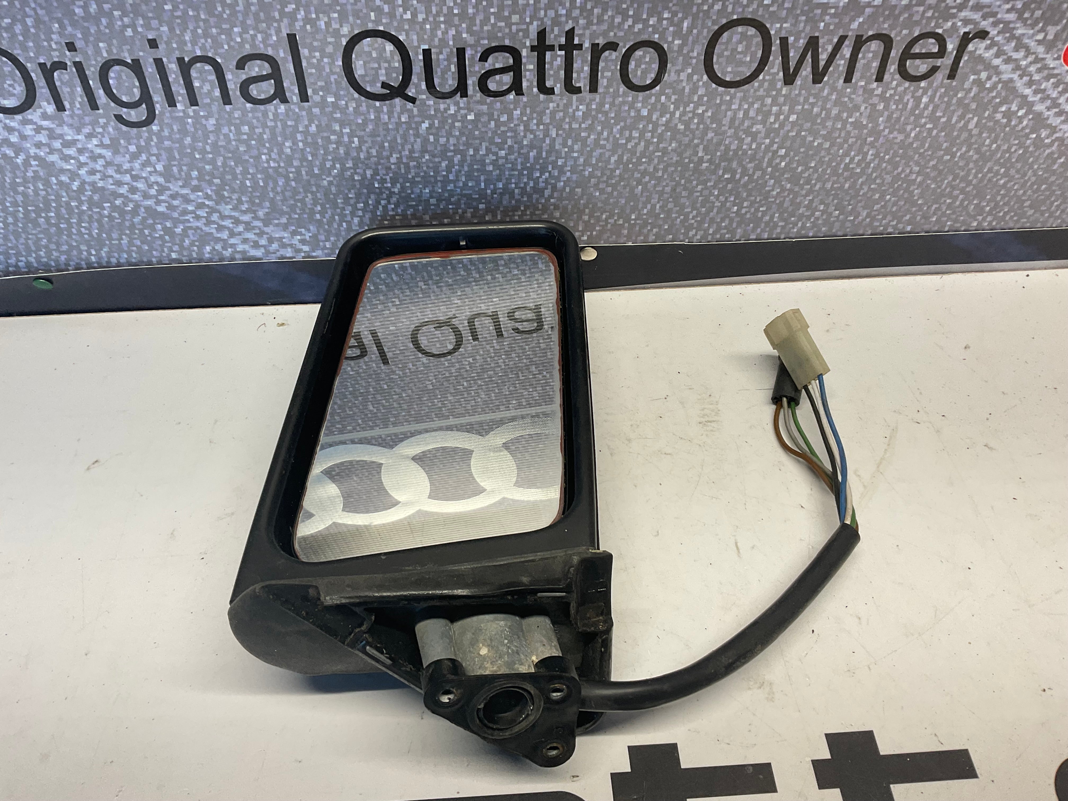 Passenger Power Mirror Right 811857502C B2 – Quattroholics