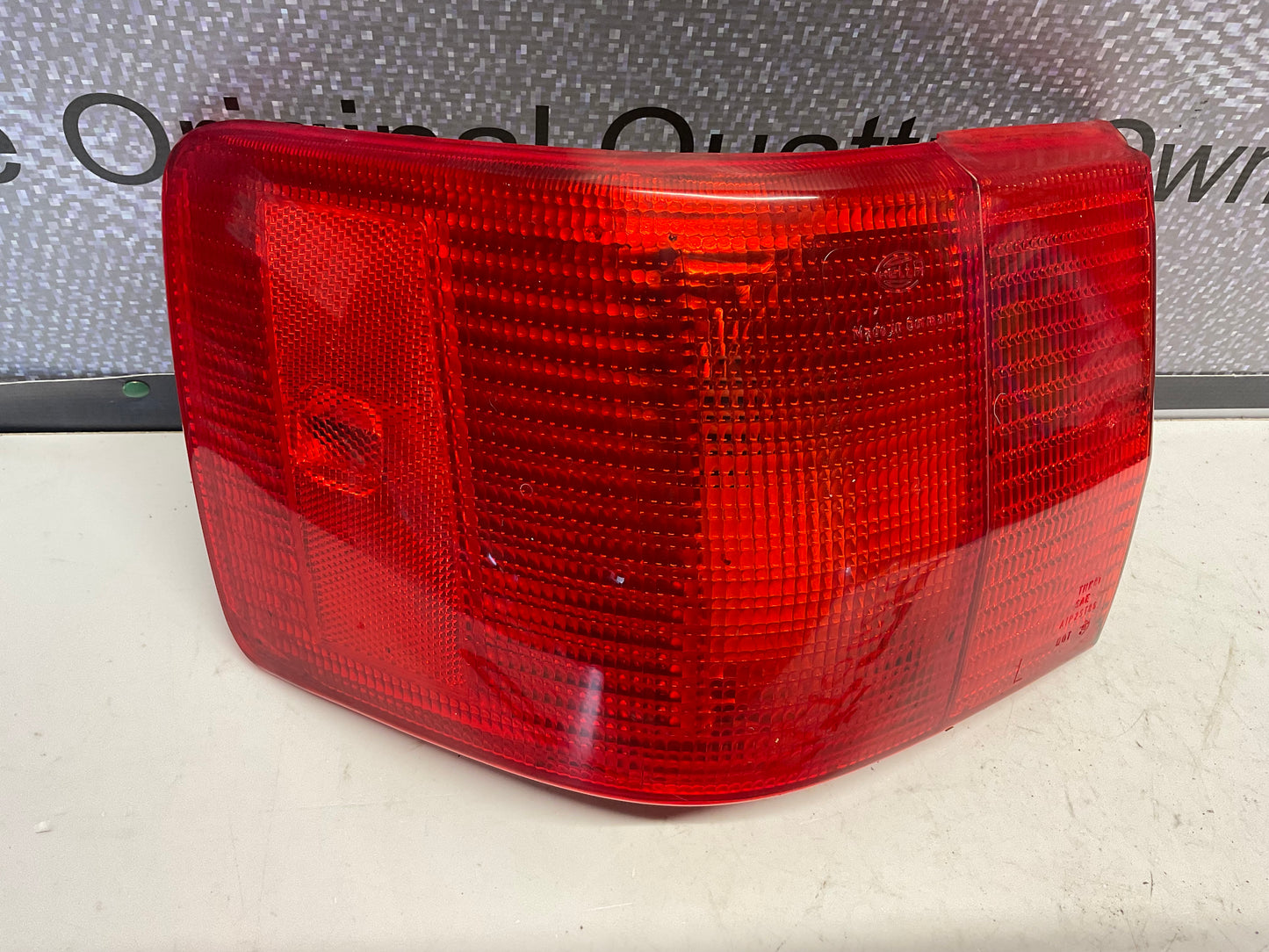 Driver Taillight Left 893945095A B3 90 20V
