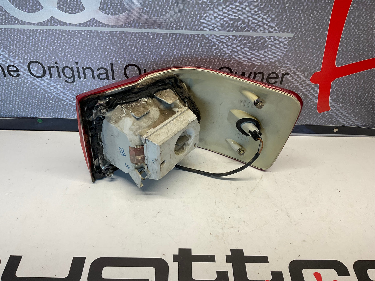 Driver Taillight Left 893945095A B3 90 20V