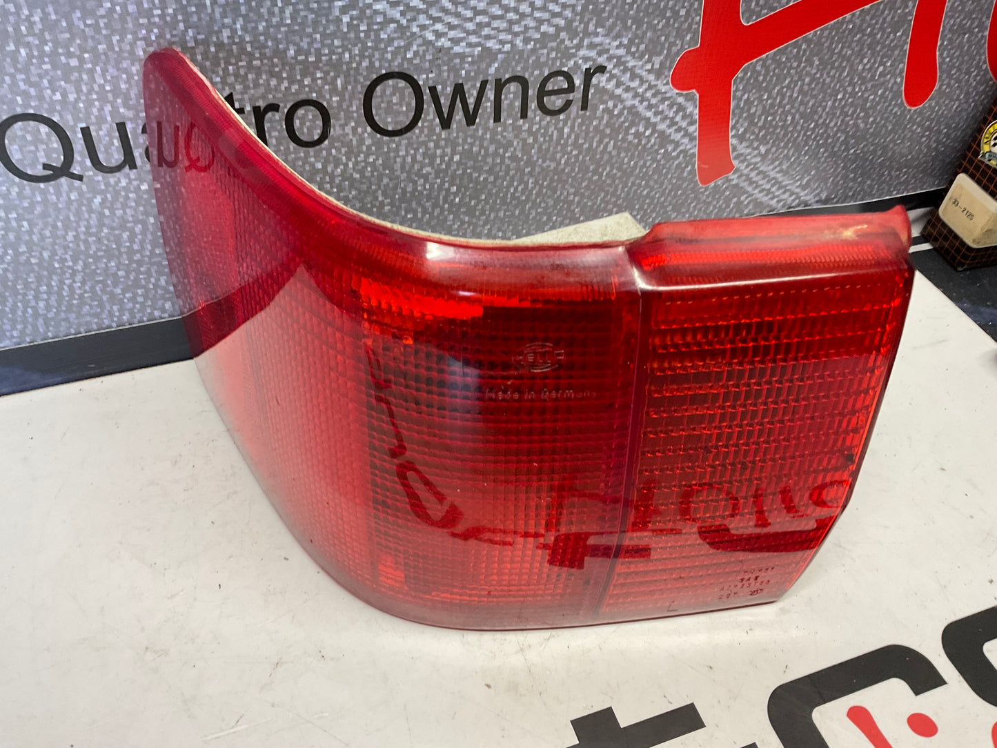 Driver Taillight Left 893945095A B3 90 20V