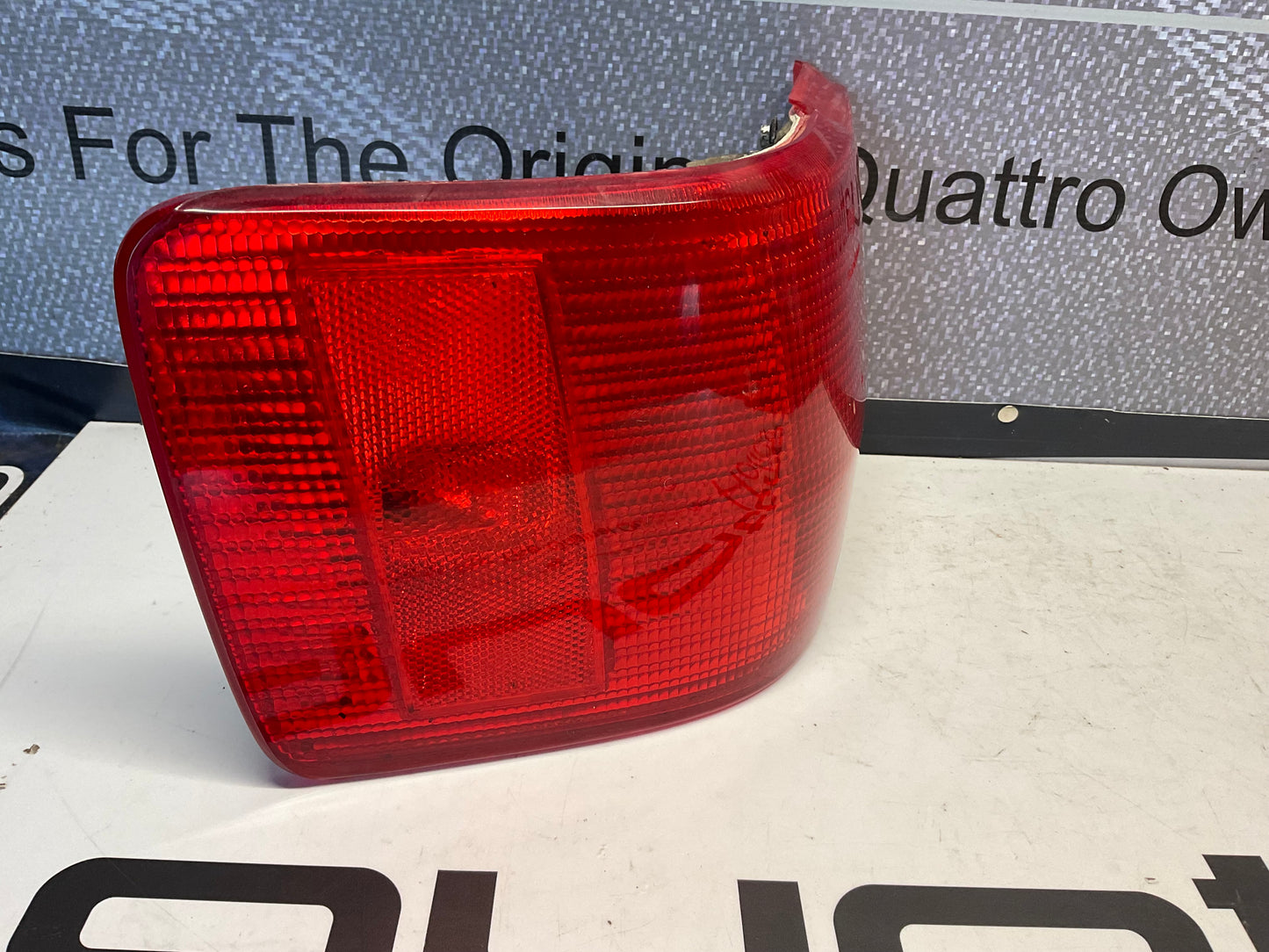 Driver Taillight Left 893945095A B3 90 20V