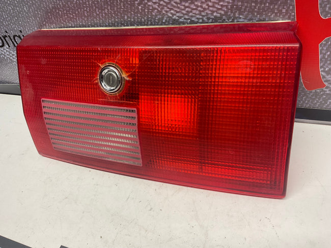 Passenger Center Taillight Right 893945094B  B3