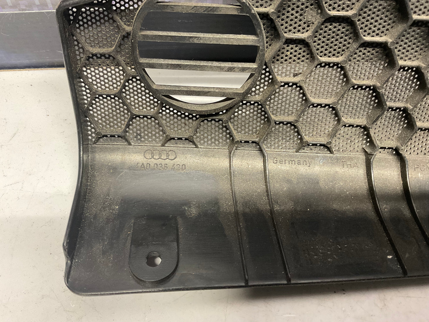 Passenger Door Speaker Cover Right 4A0035420  C4