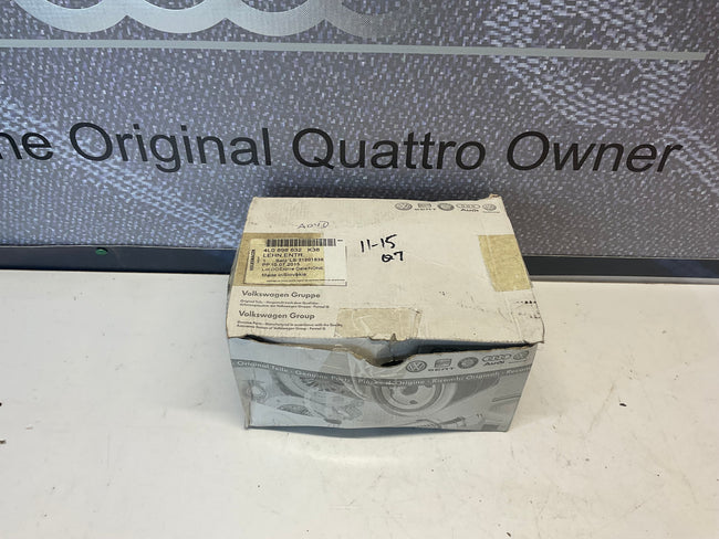 Folding Seat Latch Release 4L0898632  NOS