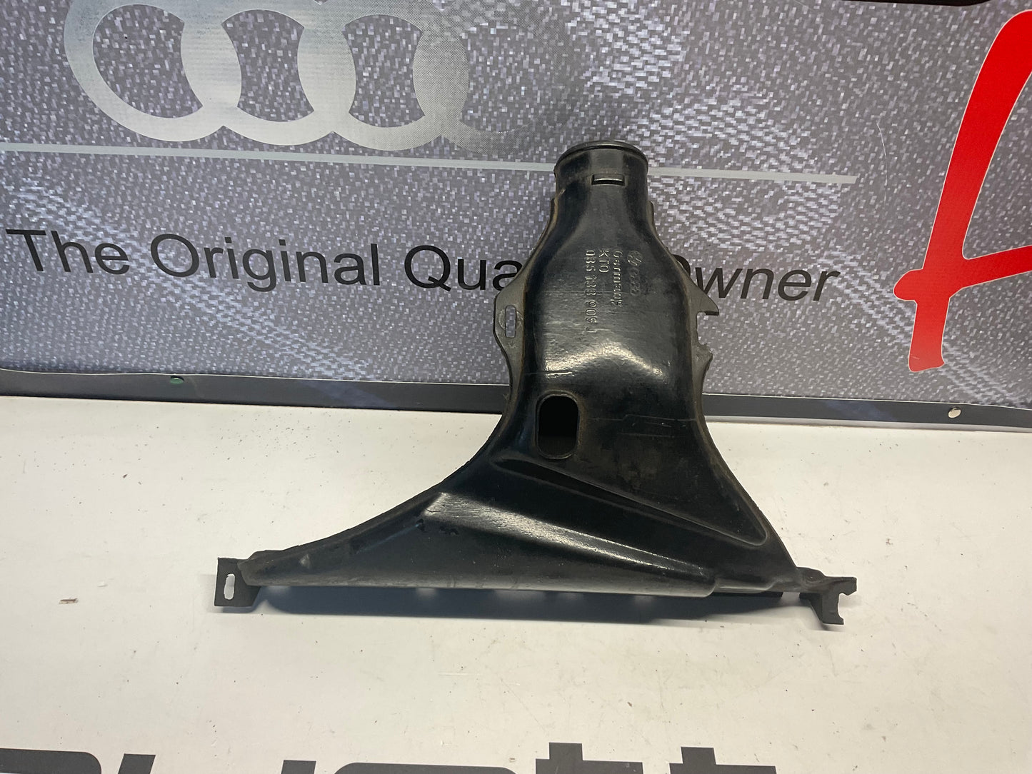 Injector Cooling Guide Duct 035133905J